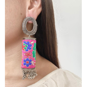 Textile Pink with oxidised earrings- Kuoli